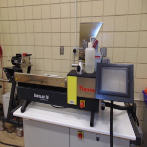 Lab-scale Extruder